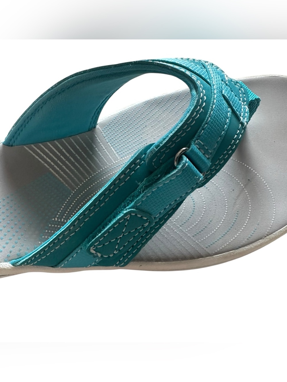 Clarks® Breeze Sea Cloudstepper Women's Flip Flop Sandals Color: Aqua Size: 9 - Picture 5 of 5